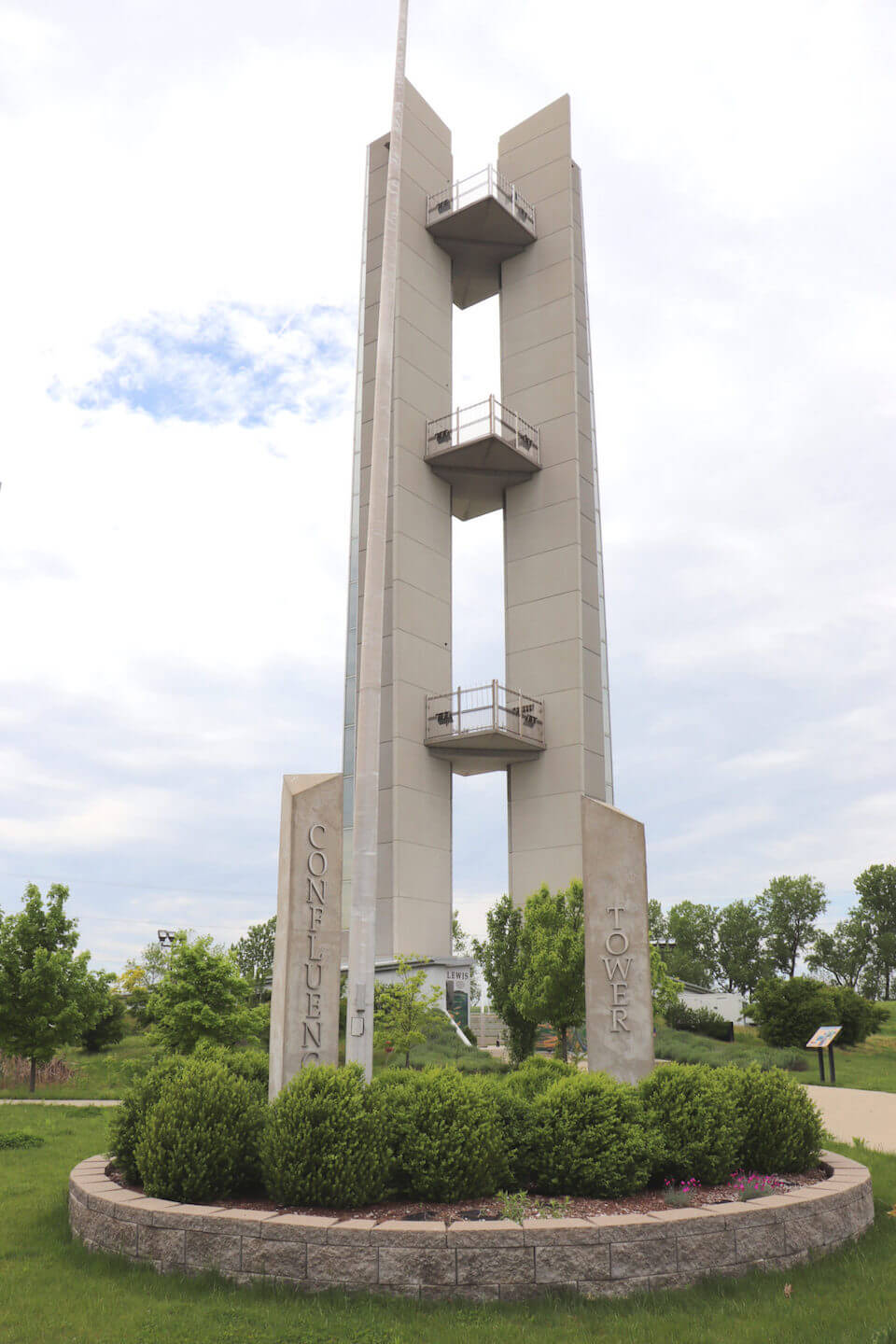 Lewis and Clark Confluence Tower