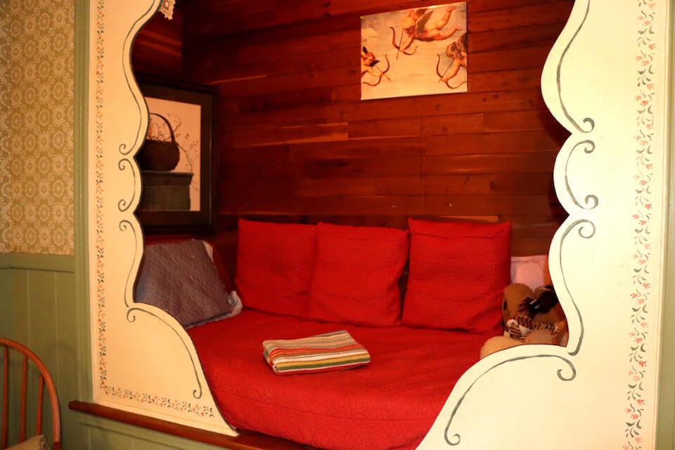 Nook bed at The Lodge