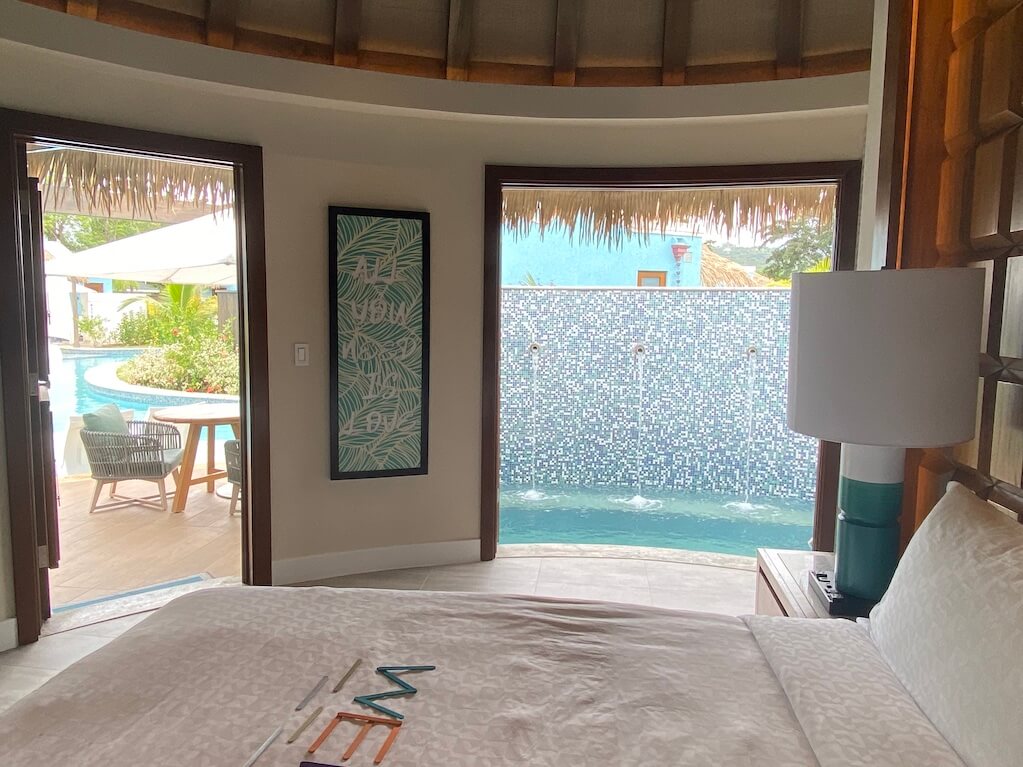 Rondoval Bedroom