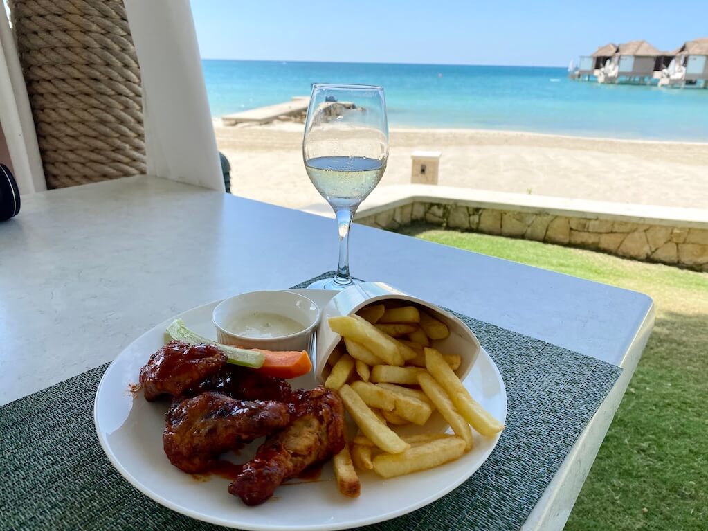 Wings and wine at Schooners