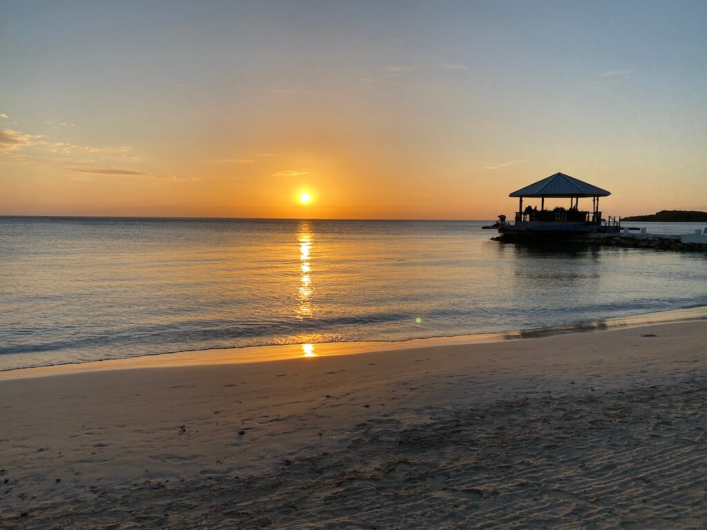 Sunset over Latitudes Bar - South Coast