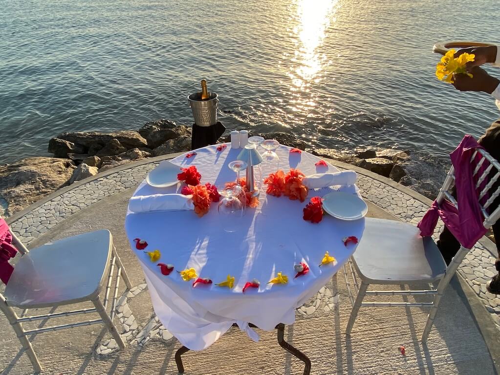 Romantic sunset dinner - Sandals South Coast