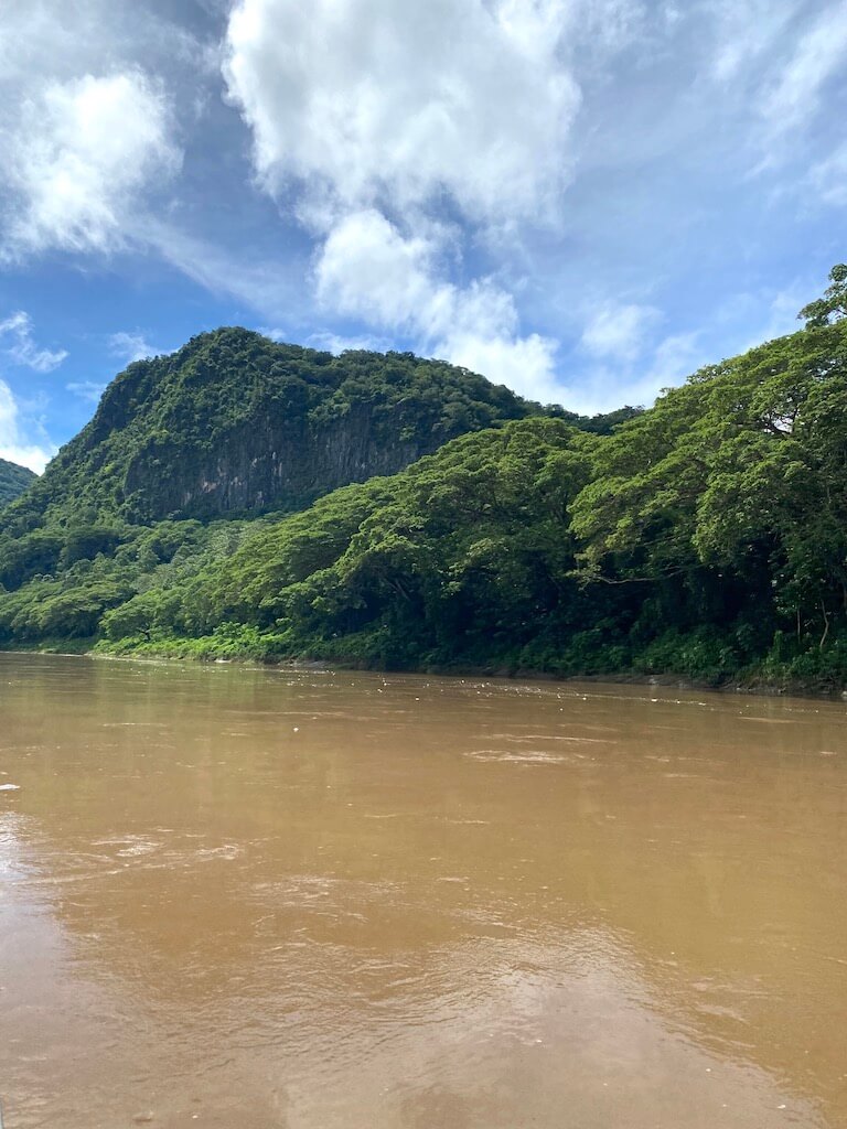 Scenery along the Sigatoka River