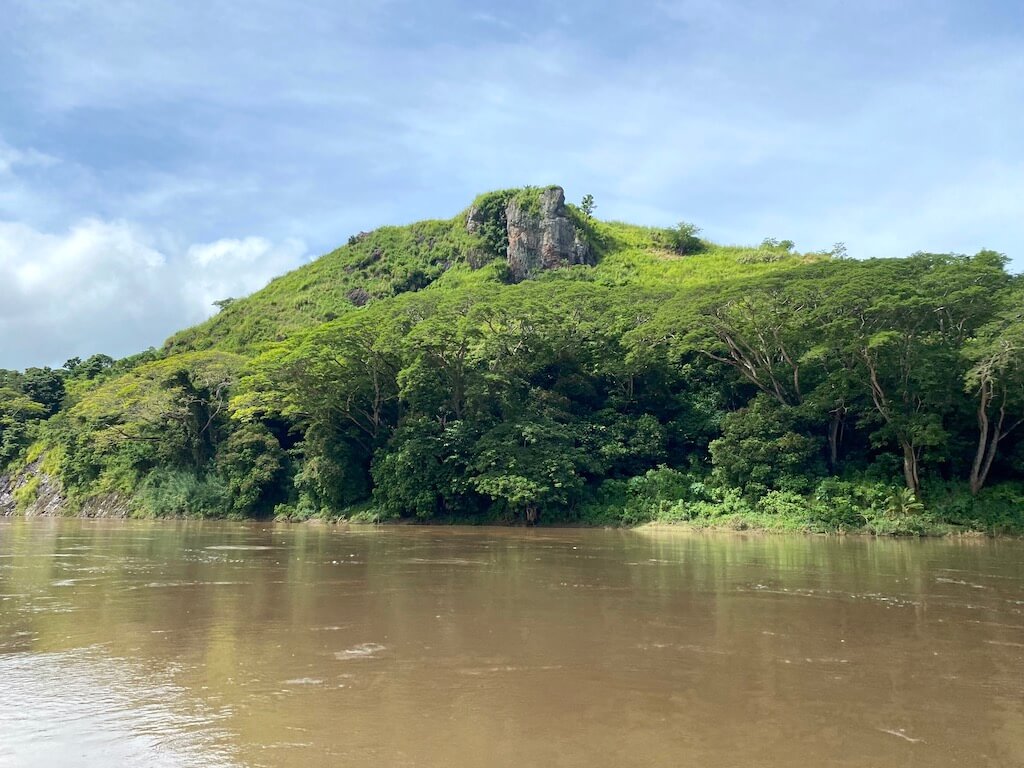 Scenery along the Sigatoka River