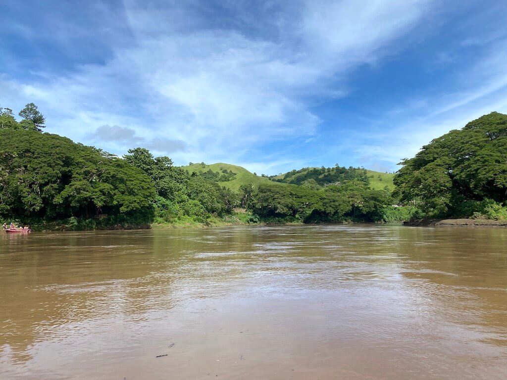 Scenery along the Sigatoka River