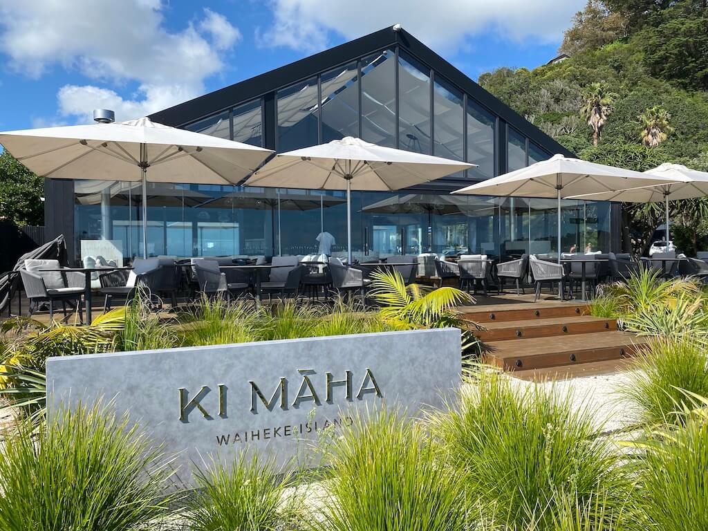 Ki Māha Cafe at Onetangi Beach