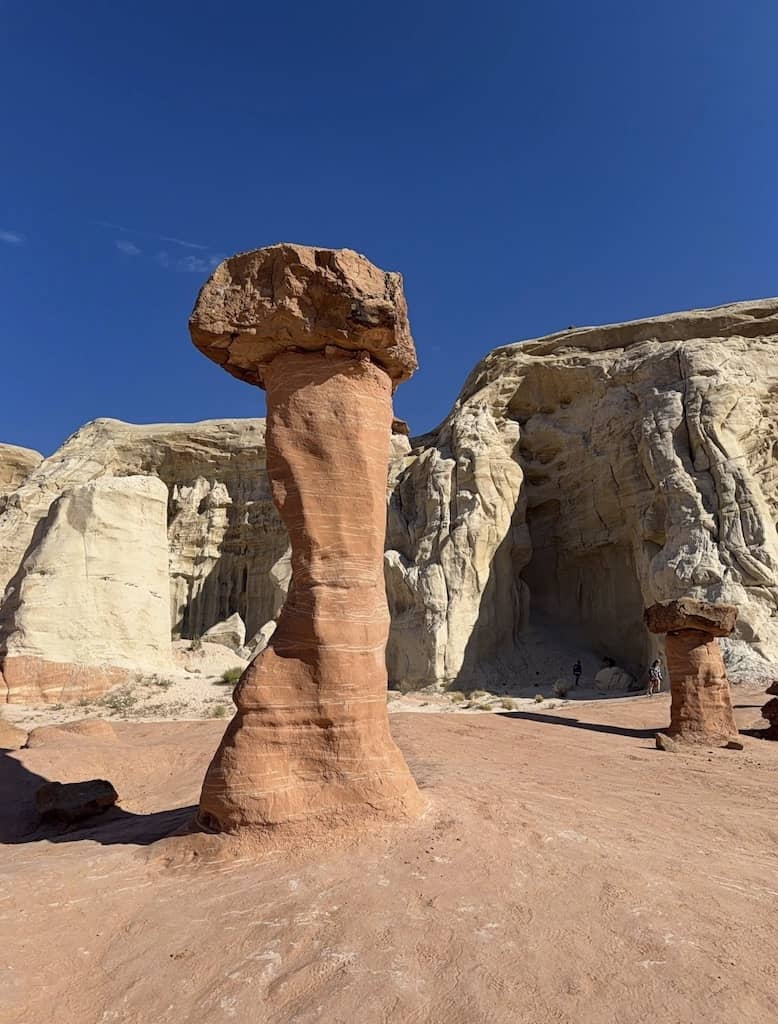 Toadstool Hoodoos